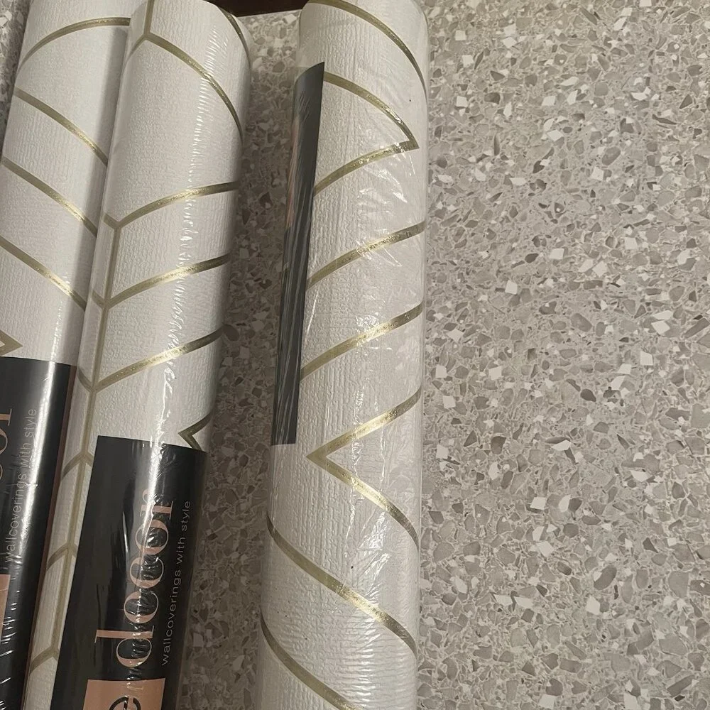 FD42344 Pulse Diamond Cream Gold Fine Decor 3 Roll Wallpaper 56 Sq Ft 20.5x11 yd